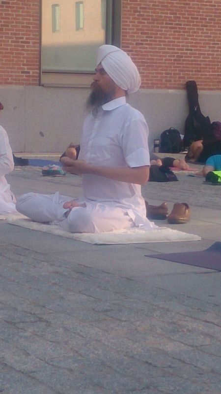 DIA INTERNACIONAL DEL YOGA