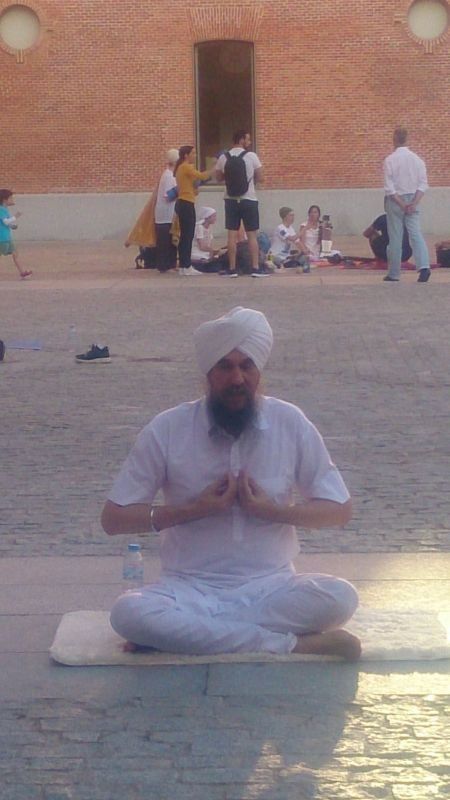 DIA INTERNACIONAL DEL YOGA