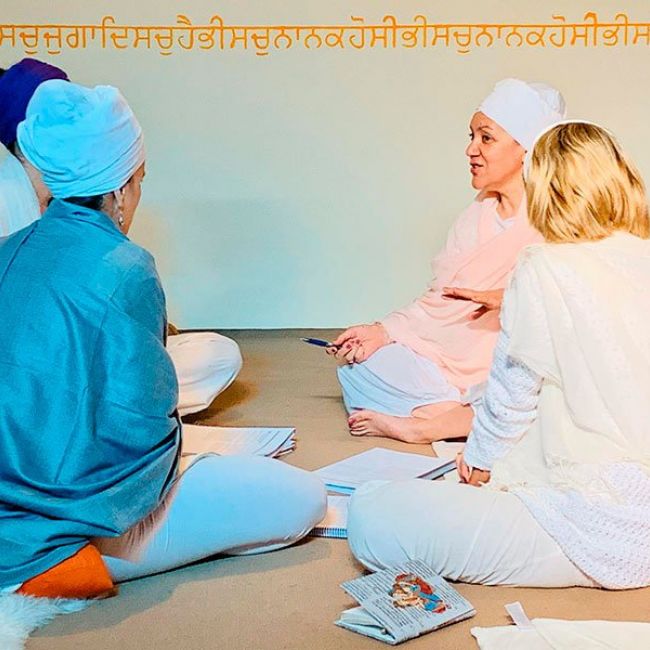 Estructura de una clase de yoga