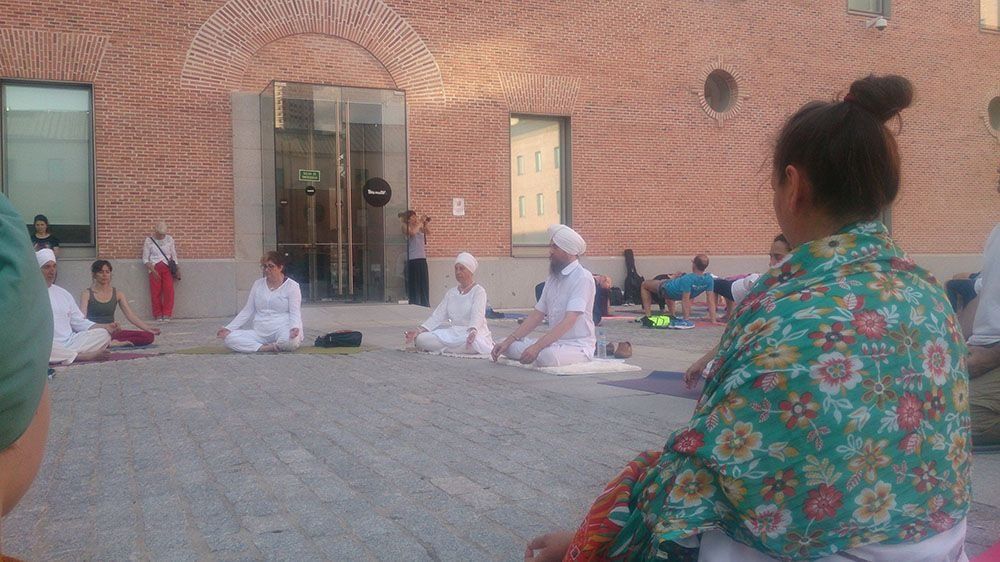 DIA INTERNACIONAL DEL YOGA