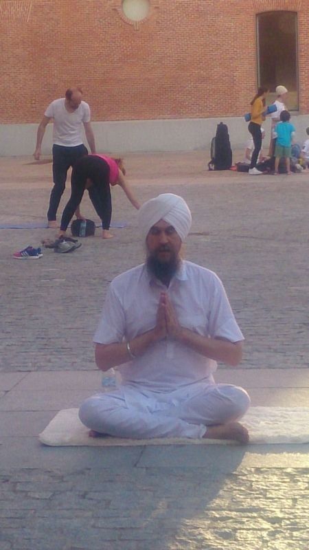 DIA INTERNACIONAL DEL YOGA